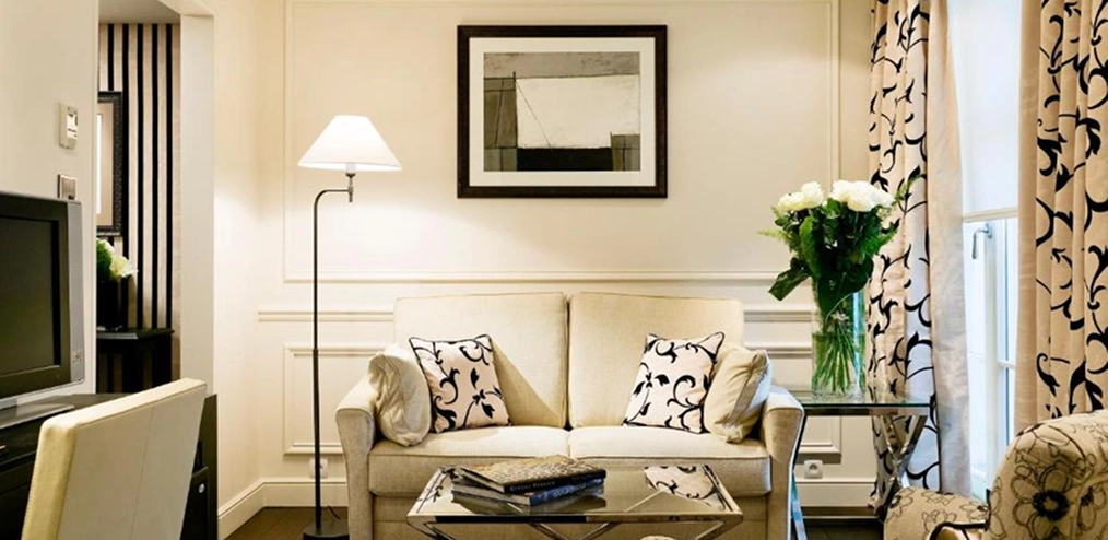 room-hotel-near-avenue-kleber